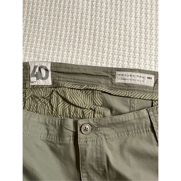 PROJEK RAW Mens Size 40 - 9 in. Twill Shorts in Dark Sage - Picture 3 of 5